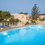 Aparthotel Panorama-seaview & 3*
