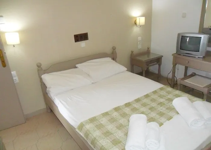 Panorama-seaview & 3*